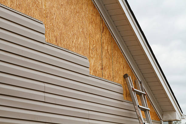 24/7 Emergency Emergency Siding Repair experts in Willowbrook, IL